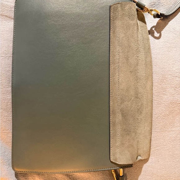 Chloe Elegant Gray and Tan Crossbody Bag - Picture 5 of 5